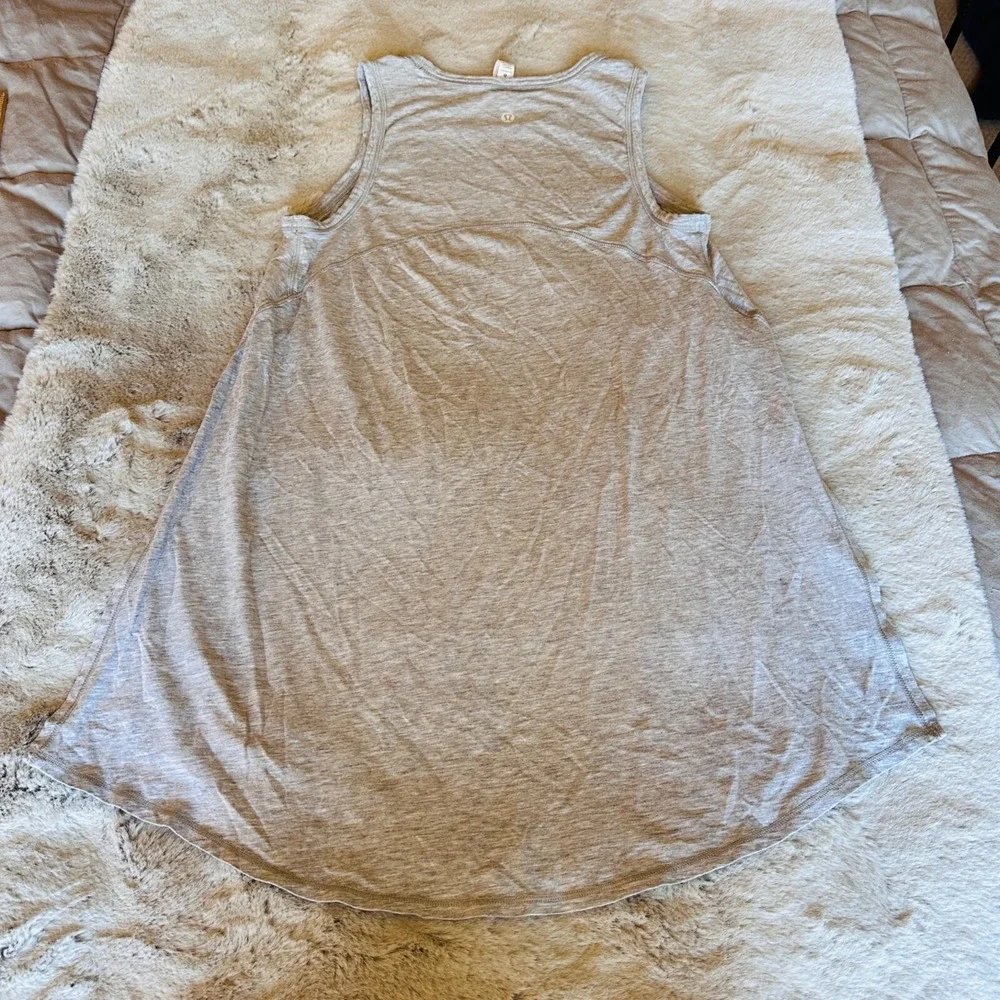 Lululemon Top Womens XS Tank Sleeveless Gray Pima Cotton Knit‎
